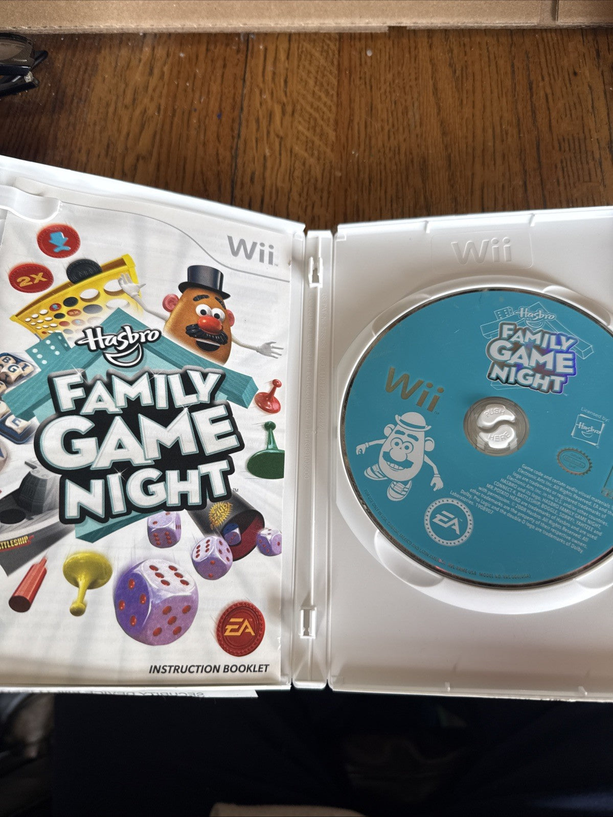 Hasbro Family Game Night Wii Connect4 Battleship Yahtzee Boggle Sorry! Sliders E