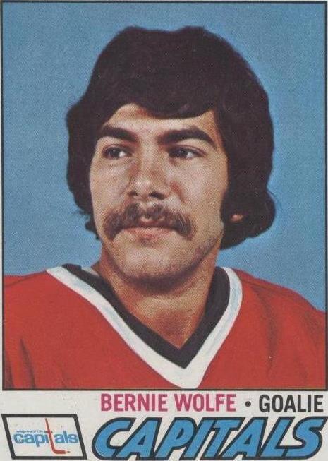 1977-78 Topps - Bernie Wolfe #138 Jersey Has Black and White Collar