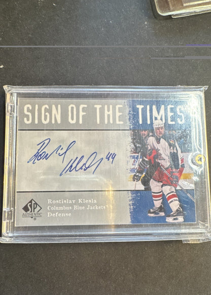 2000-01 SP Authentic - Sign of the Times Rostislav Klesla #RK (AU, RC)