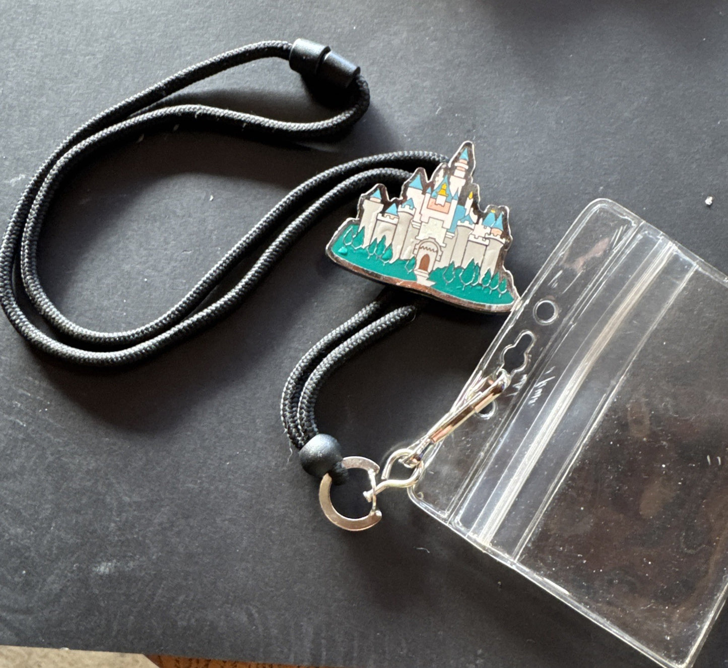 Disneyland walt Disney Bolo Lanyard Castle vg
