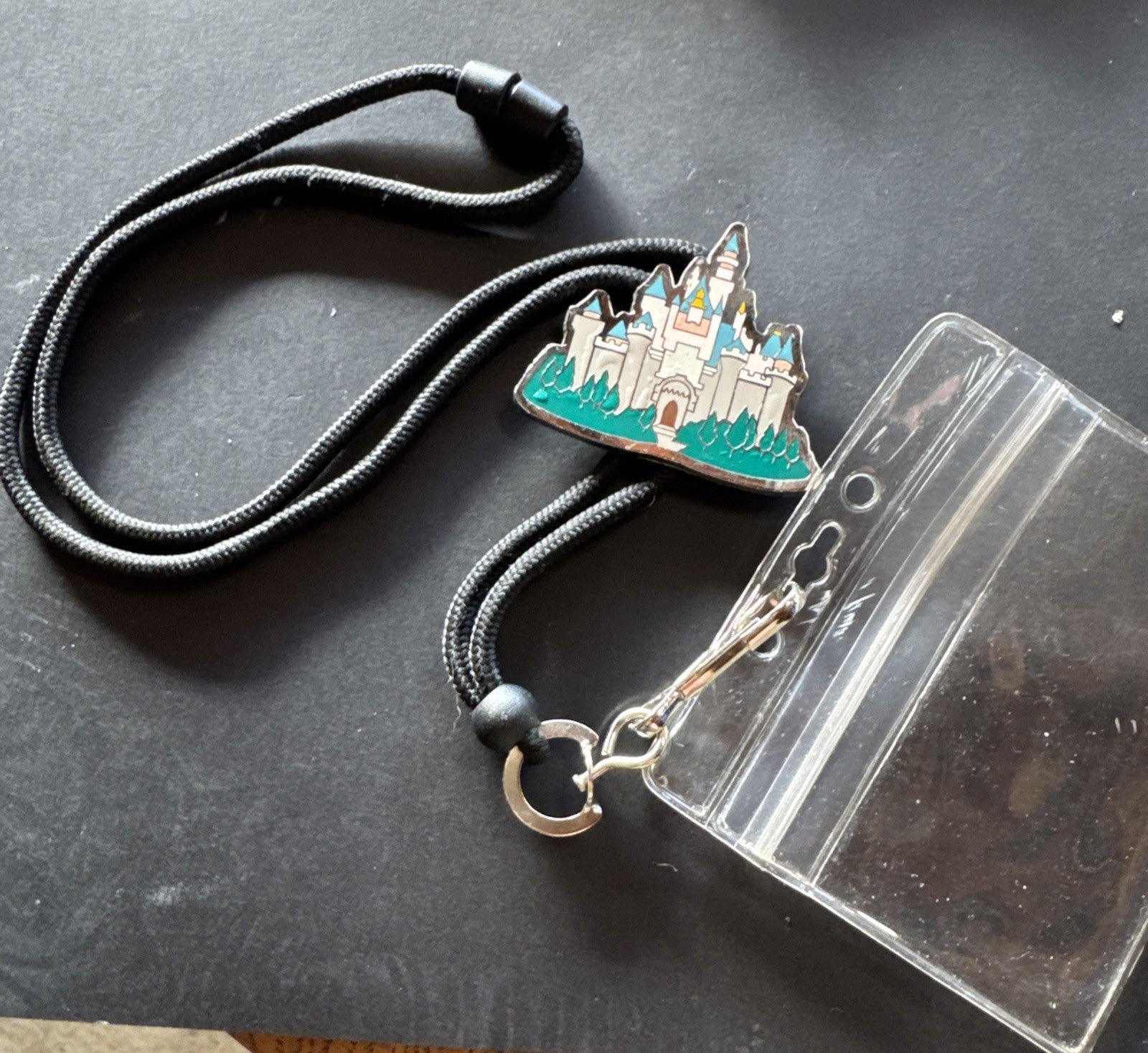 Disneyland walt Disney Bolo Lanyard Castle vg