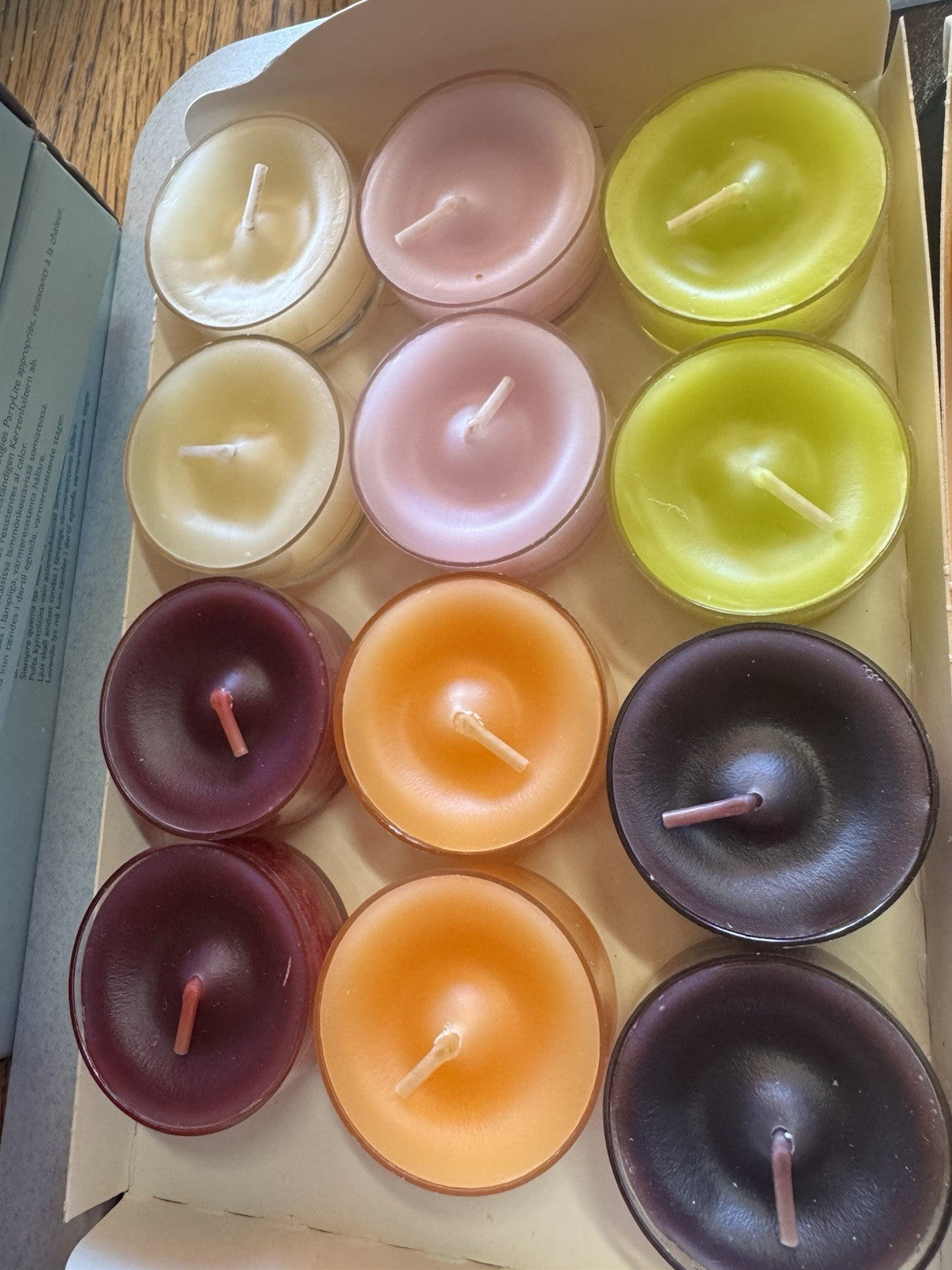 PartyLite P95022 Scented 30 Aroma Melts & Tealight Candles Sampler Assorted 