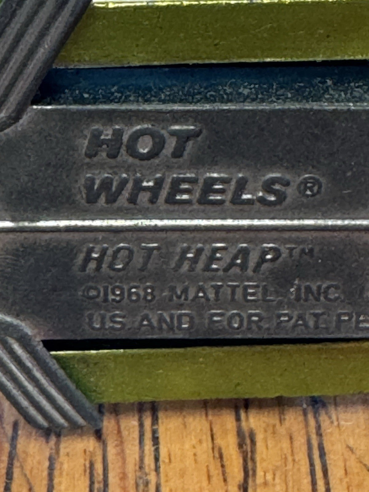 HOTWHEELS 1968 REDLINES HOT HEAP LIGHT GREEN USA 