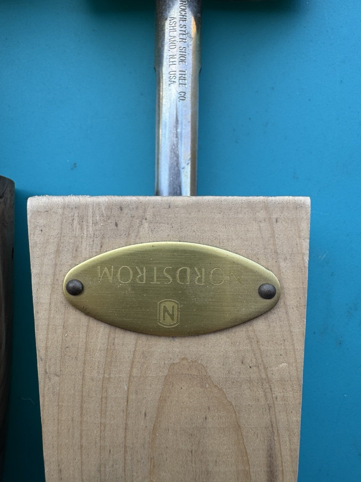 Nordstrom Men’s Cedar Wood Shoe Tree Stretchers with Knob Size Small
