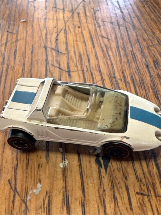 Hot Wheels Redline 1970 Jack Rabbit Special White Enamel w Stripe White Interior