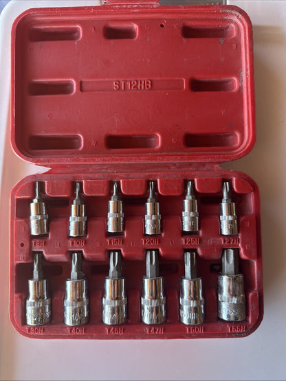Mac Tools 12-PC. 1/4" and 3/8" Drive Tamper-Resistant Star Driver Set ST12HB