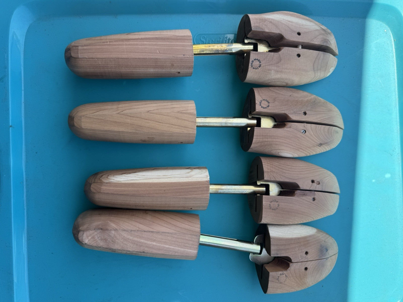 2 SETS Nordstrom Men’s Cedar Wood Shoe Tree Stretchers