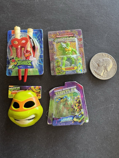 LOT OF 4 Zuru MINI BRANDS Toys NINJA TURTLES RAFAEL Metallic RARE!!!