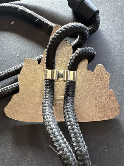 Disneyland walt Disney Bolo Lanyard Castle vg
