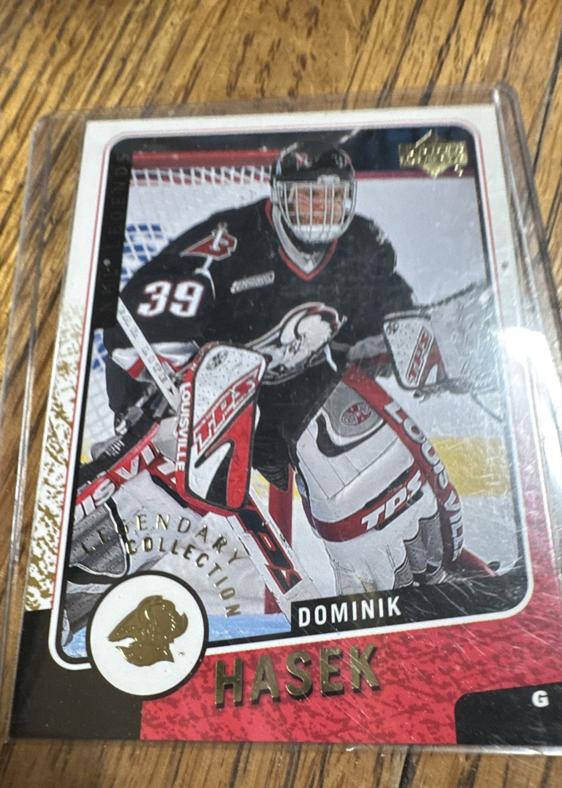 2000-01 Upper Deck Legends - Dominik Hasek #16 LegendaryCollection Gold 363 /375