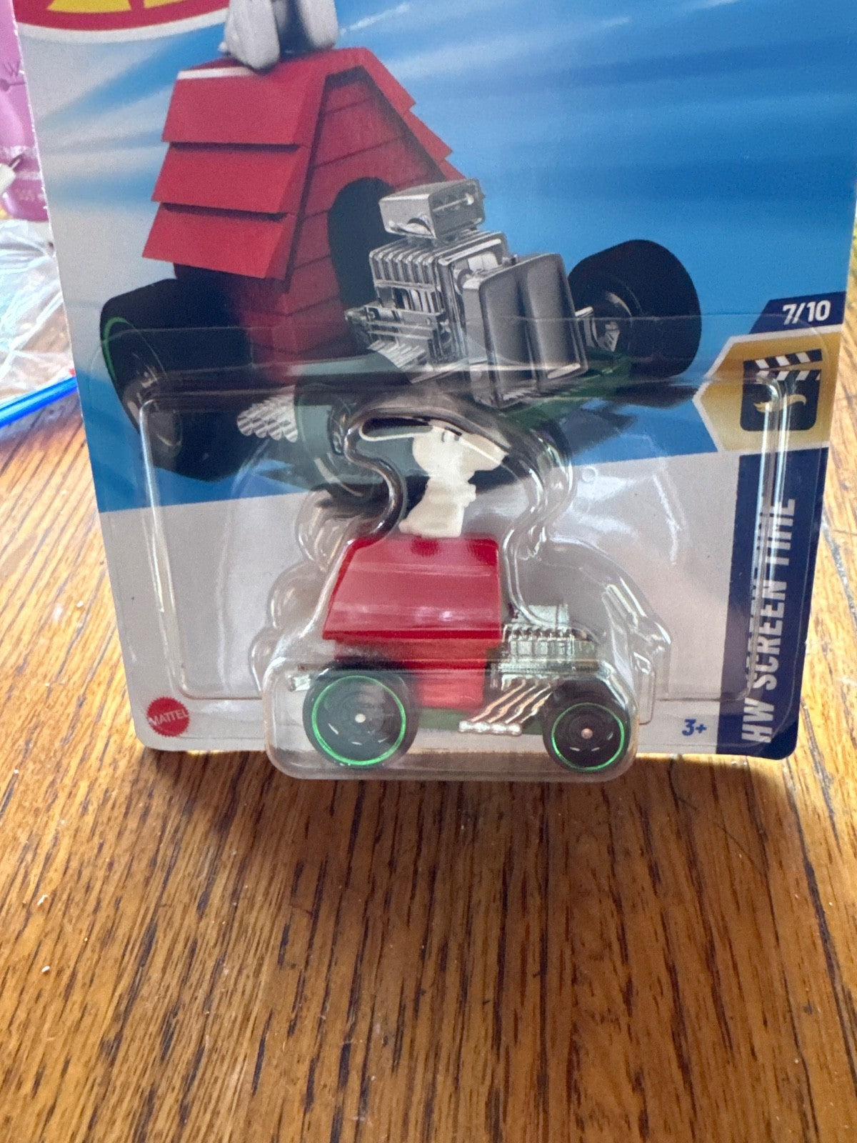 HOT WHEELS PEANUTS SNOOPY SCREEN TIME SERIES #4/10 NEW