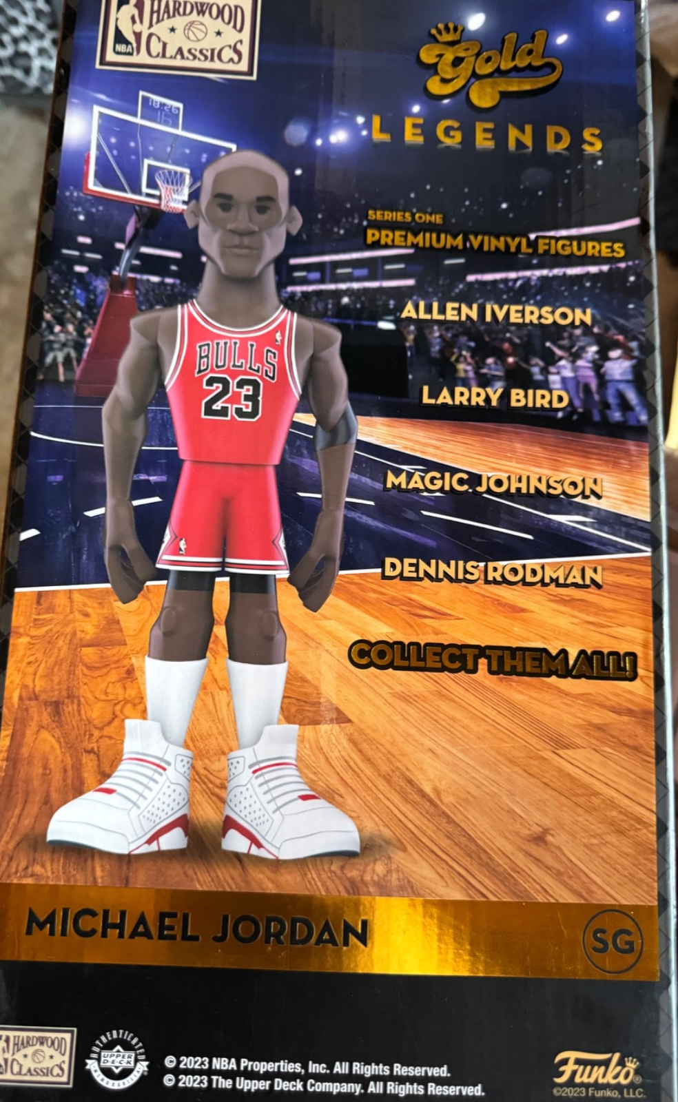 Funko Premium Vinyl Figure Gold Legends NBA Michael Jordan 12" Jumbo Series One!