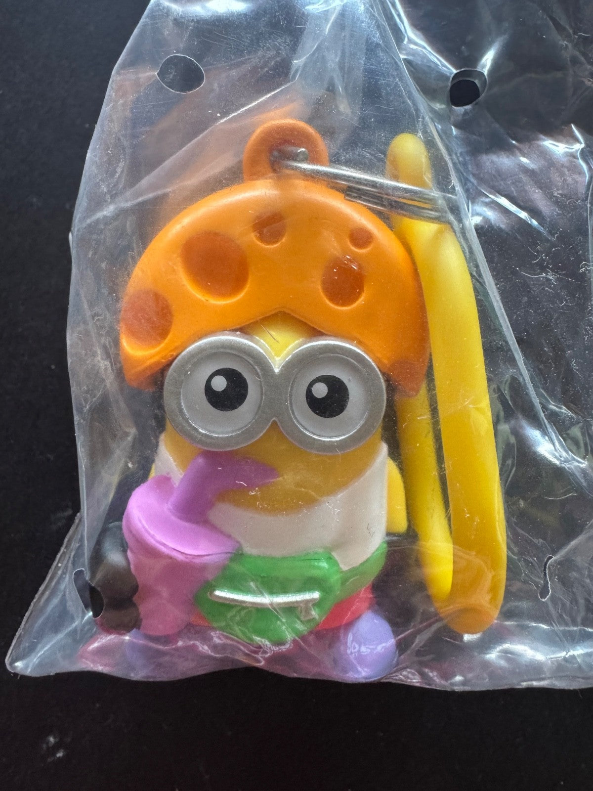 Despicable Me Minion Backpack Hanger 1-08 CHEDDAR HEAD DAVE