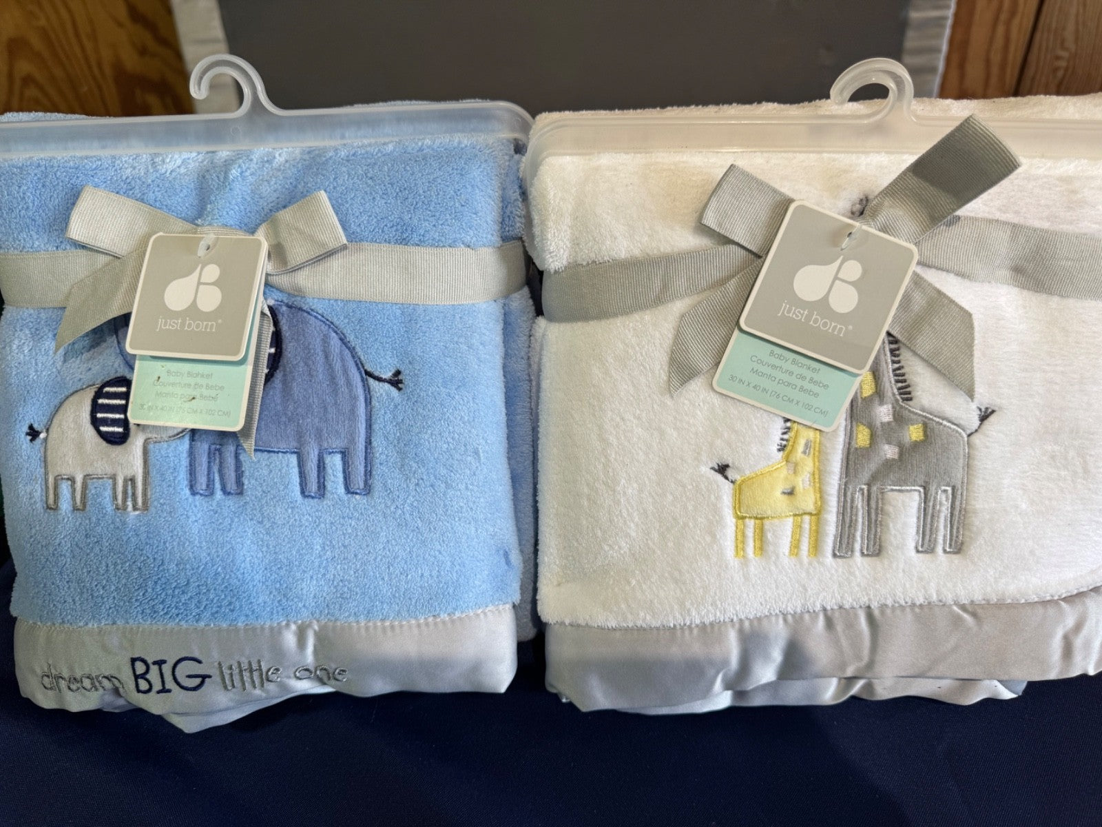 New 2Pc Fluffy Warm Blankets Just Born Size 30"x40"  Elephant & Giraffe