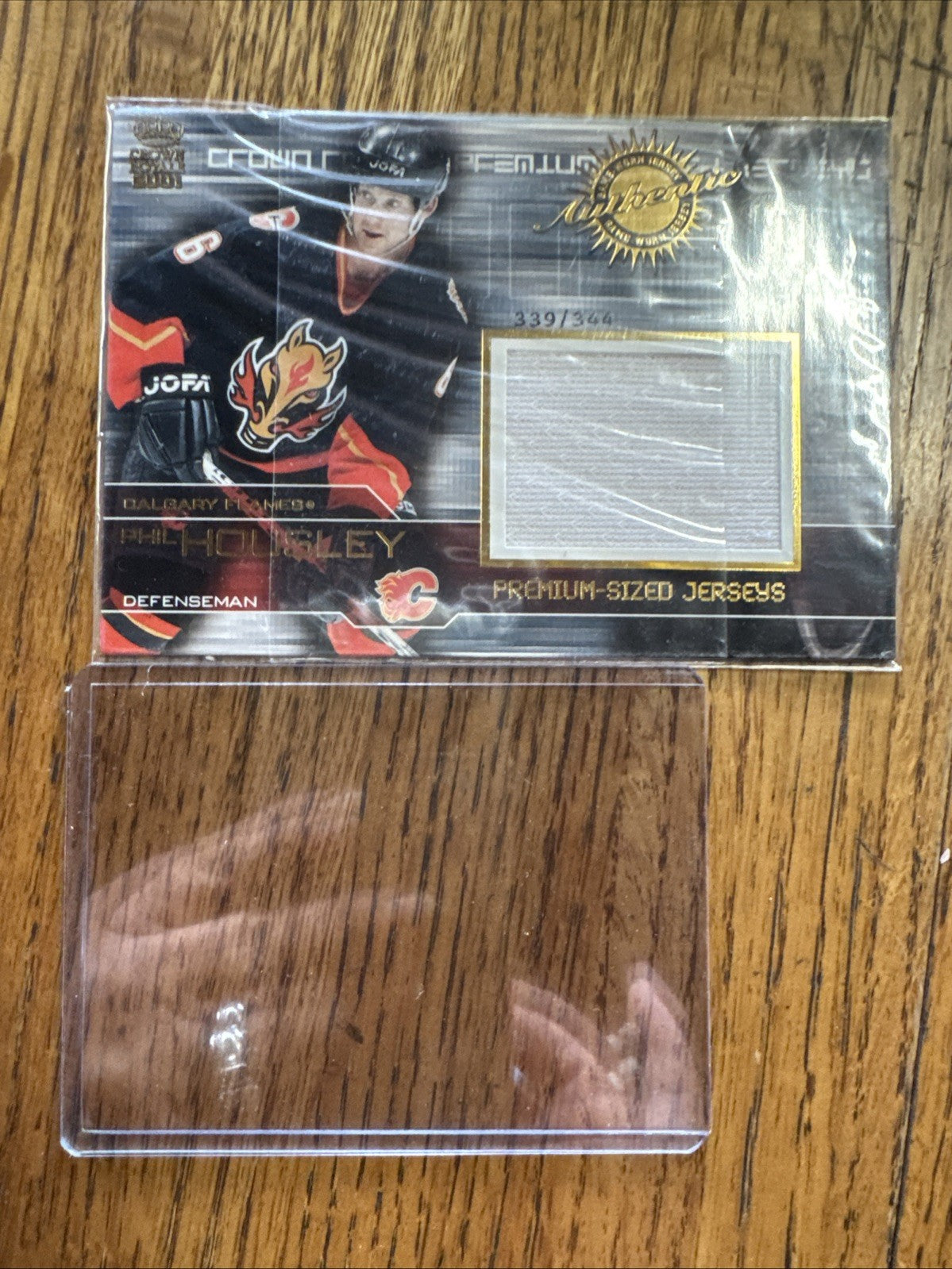 2001 Pacific Crown Royale Phil Housley #4 Premium-Sized Jersey #283/344 JUMBO