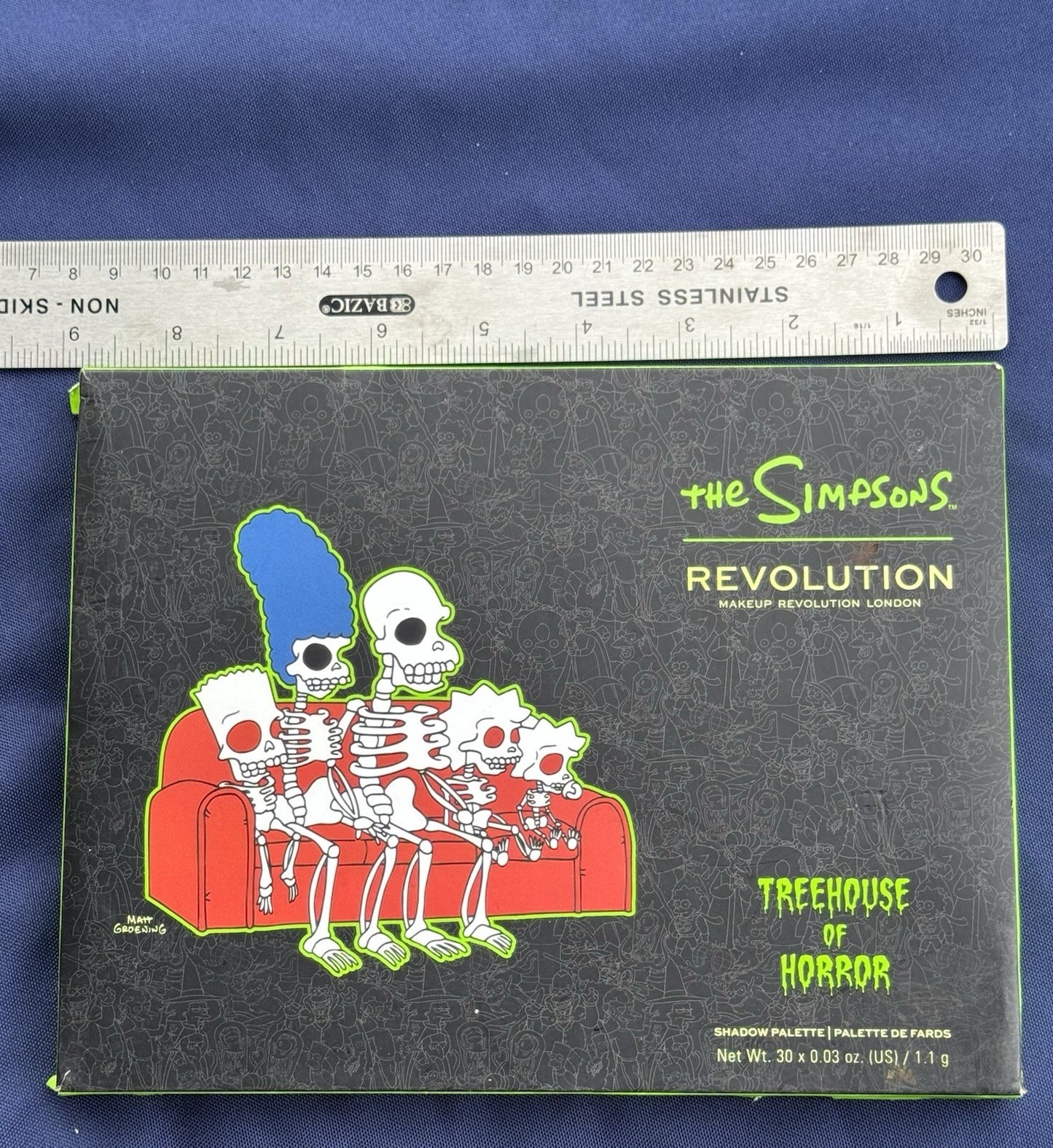 Makeup Revolution x The Simpsons-Spooktacular Treehouse of Horror Shadow Palette