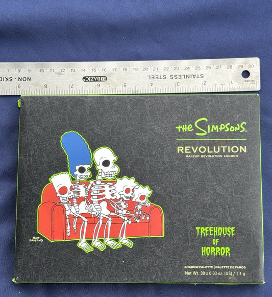 Makeup Revolution x The Simpsons-Spooktacular Treehouse of Horror Shadow Palette