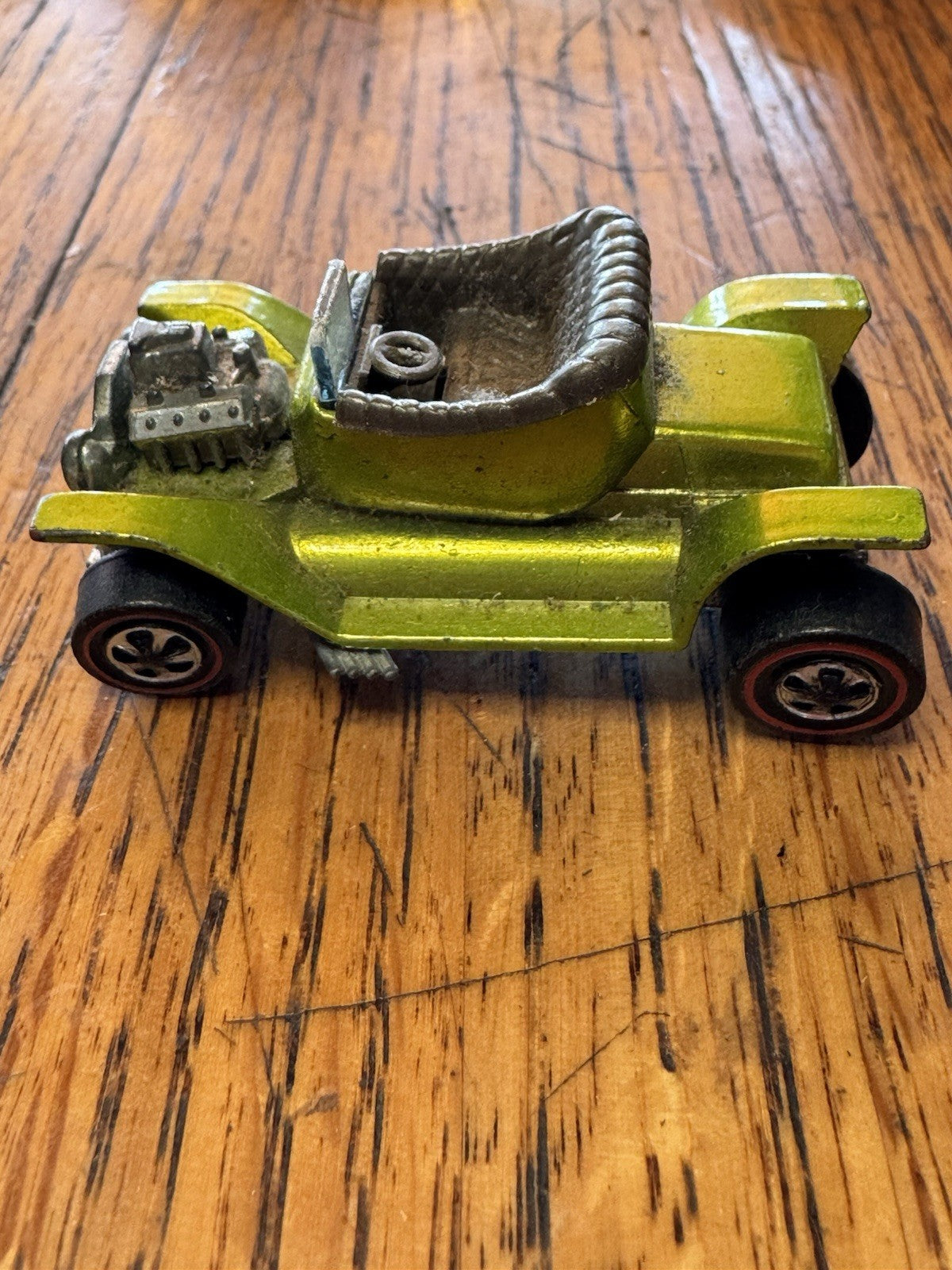 HOTWHEELS 1968 REDLINES HOT HEAP LIGHT GREEN USA 