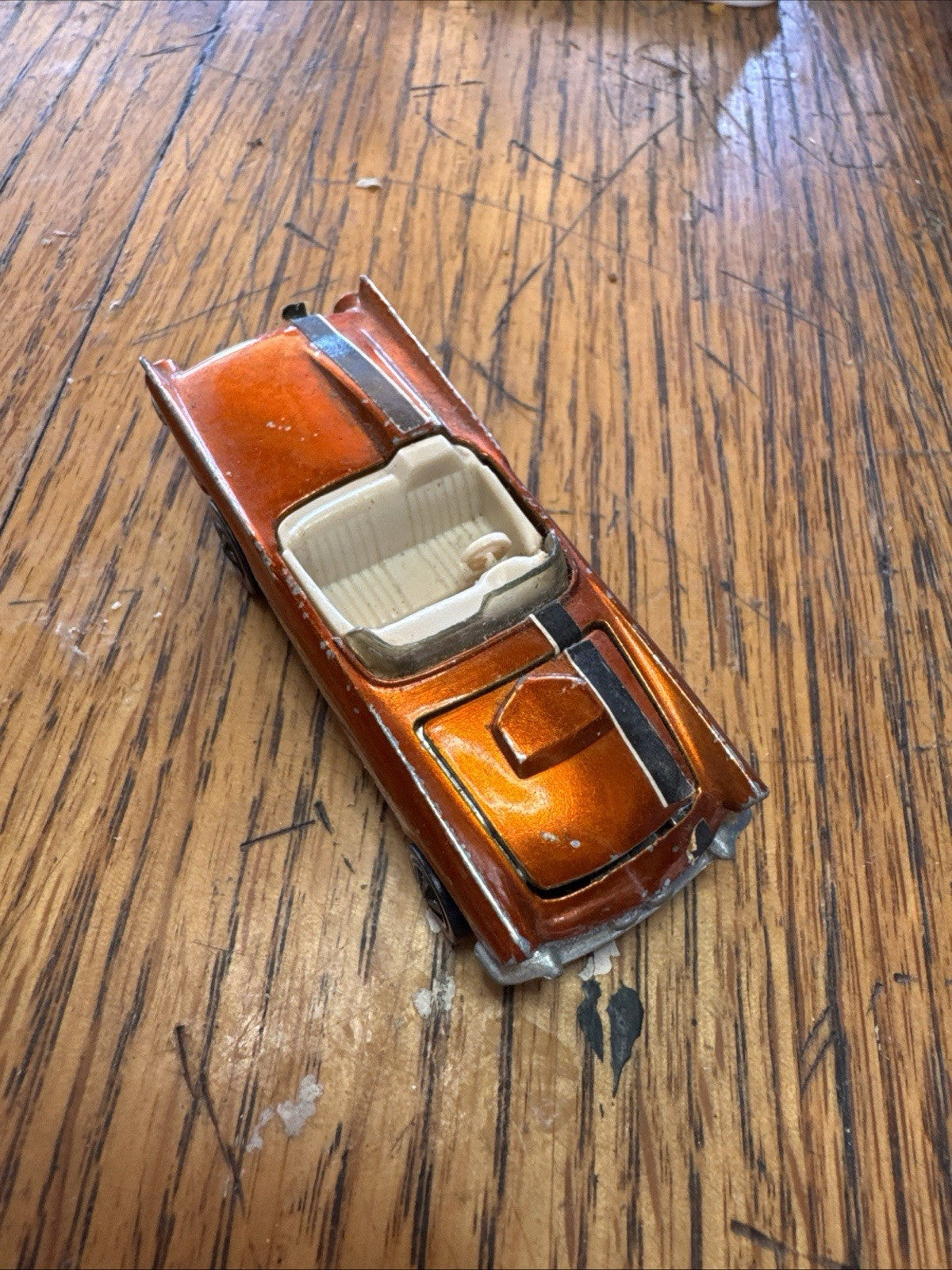 RARE REDLINE HOT WHEELS CLASSIC '57 T-BIRD ORANGE &  WHITE INTERIOR USA 1968