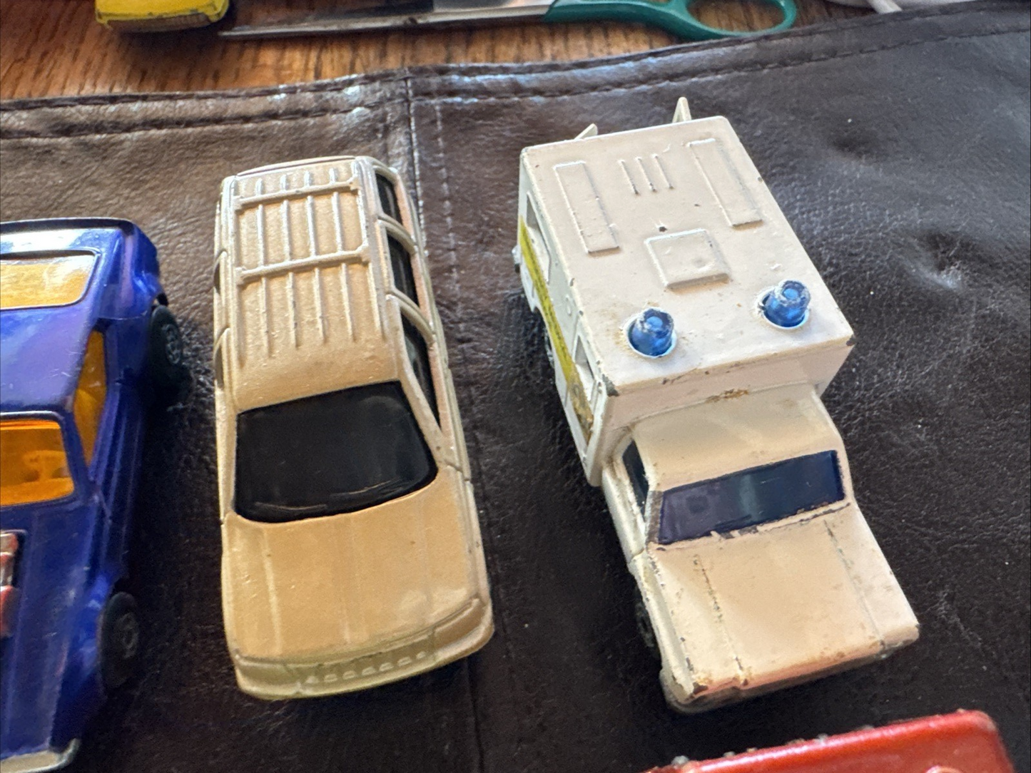 1970-1999 MATCHBOX LOT OF 8 W/1 Maisro-Us Mail, Badger, Chevron & MORE! NICE!