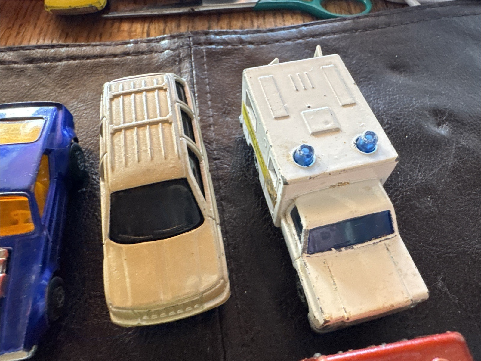 1970-1999 MATCHBOX LOT OF 8 W/1 Maisro-Us Mail, Badger, Chevron & MORE! NICE!