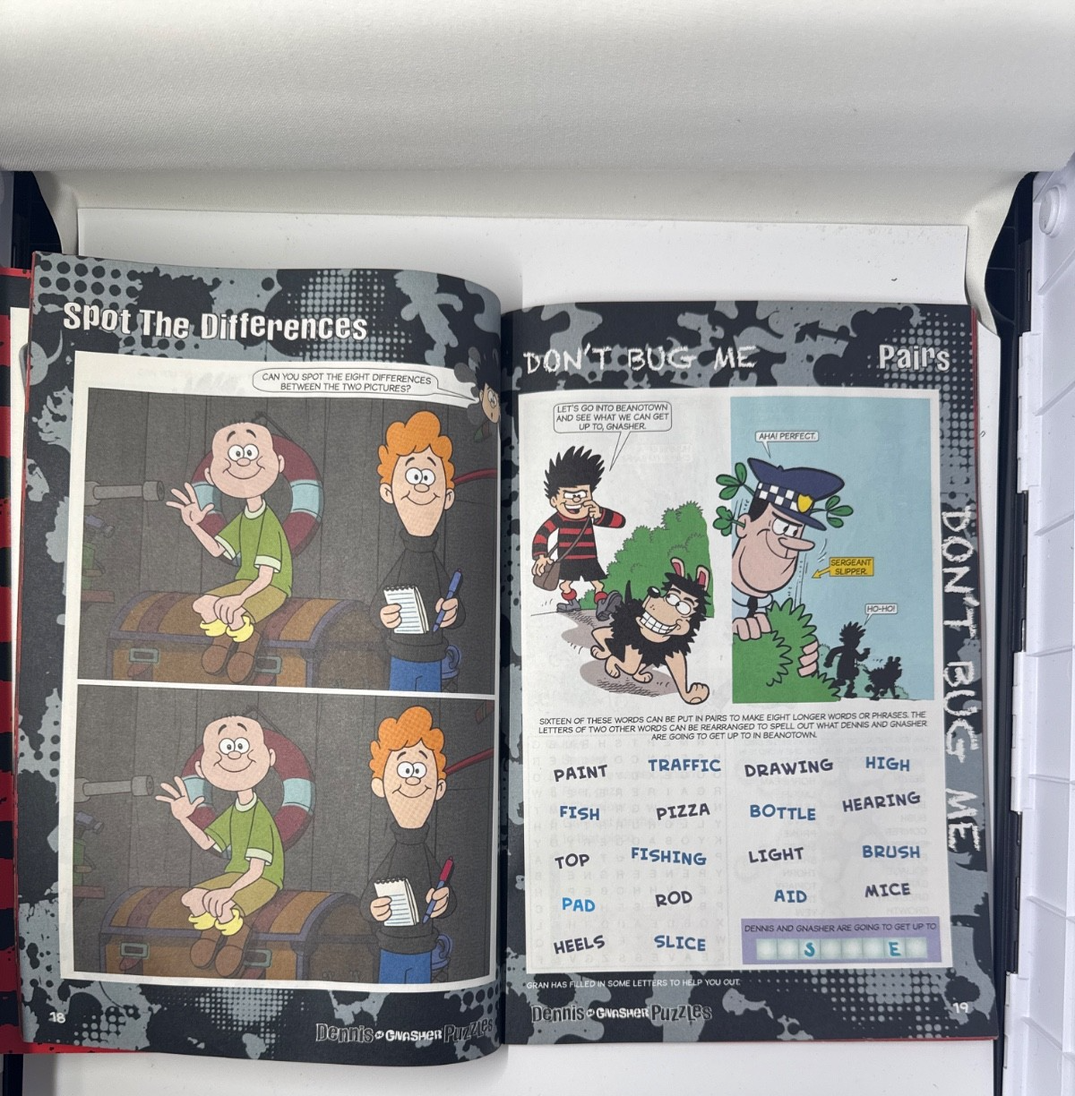 GREAT BRITAIN 2012 DENNIS AND GNASHER Puzzles