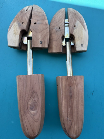 Nordstrom Men’s Cedar Wood Shoe Tree Stretchers with Knob Size Small