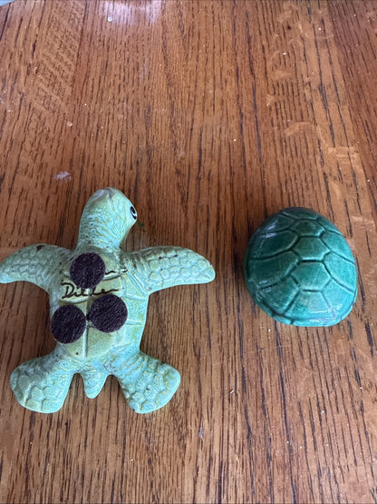 Ben Diller Hawaii Sea Turtle Trinket Box