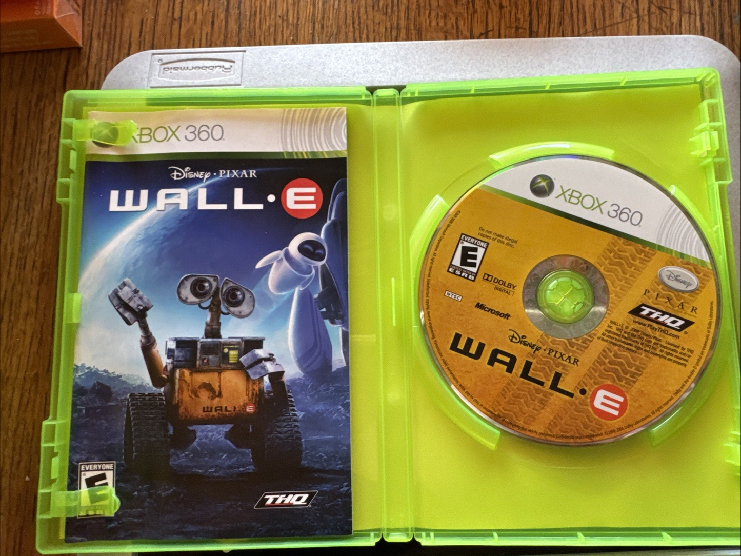 WALL•E Xbox 360 2008 Disney Pixar THQ Heavy Iron Studios Complete NTSC