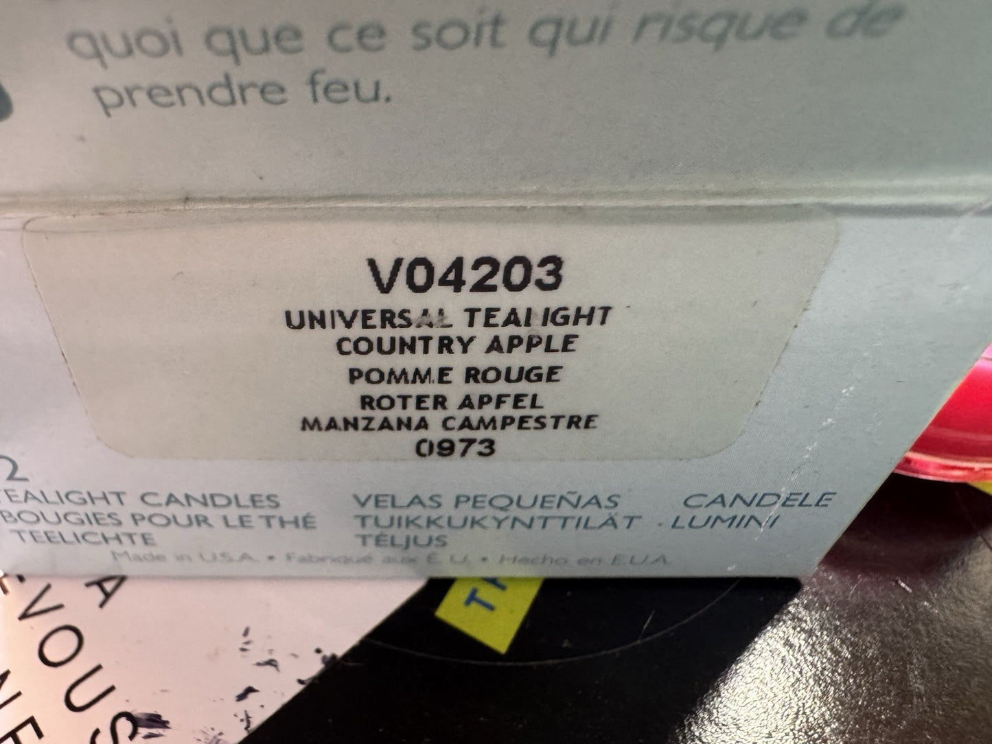 PARTYLITE 12 Tea Light Candles Retired Country Apple  V04203 New In Box