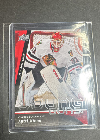 2009-10 Upper Deck - Young Guns Antti Niemi #225 (RC)