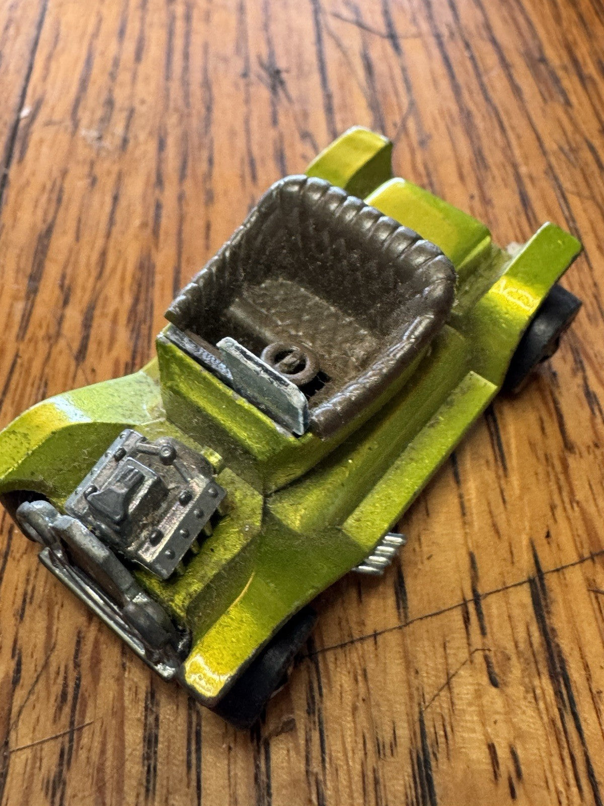 HOTWHEELS 1968 REDLINES HOT HEAP LIGHT GREEN USA 