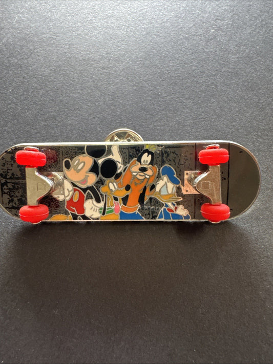 Disney SKATEBOARD Mickey Goofy Pluto & Donald Trading Pin