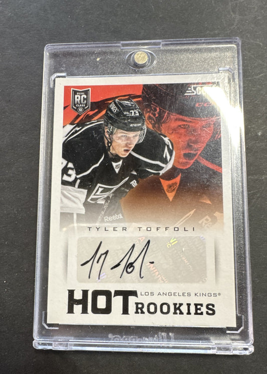 2013-14 Score - Hot Rookies Tyler Toffoli #598 Signatures (AU, RC)