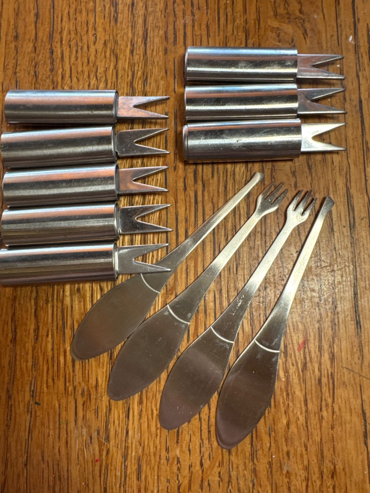 2 Sets Relish Knife/Fork Sets - 8 CORN COB HOLDERS, Stainless Steel