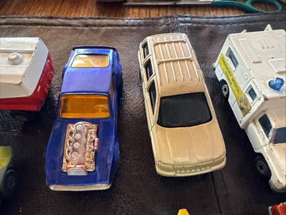 1970-1999 MATCHBOX LOT OF 8 W/1 Maisro-Us Mail, Badger, Chevron & MORE! NICE!