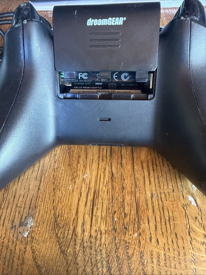 Microsoft 1537 Black Handheld Bluetooth Wireless Gaming Controller For Xbox One