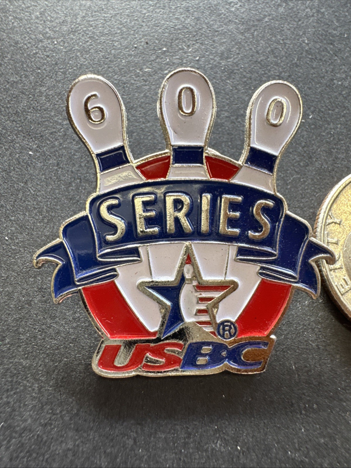 USBC 500 Series Bowling Pin USA Lapel Hat Button Sport Souvenir Gift Collectible
