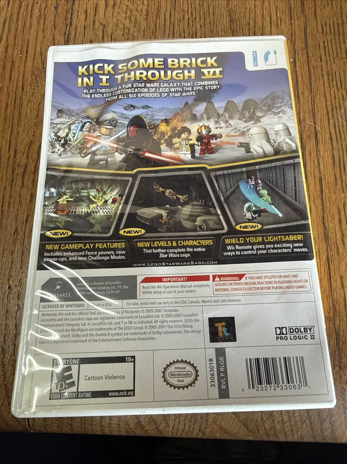 LEGO Star Wars - The Complete Saga (Wii, 2007)