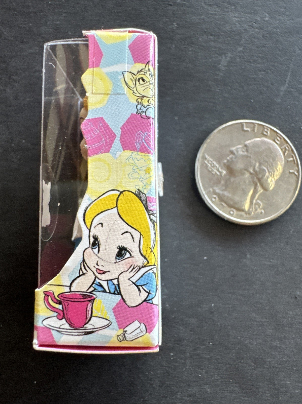 Disney Animators' Collection Miniature Alice Doll, Zuru Disney Store Mini Brands