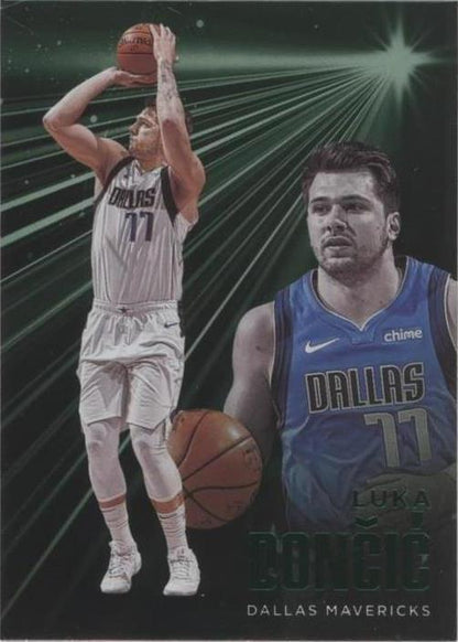 2020-21 Panini Chronicles - Essentials Luka Dončić #228 Green